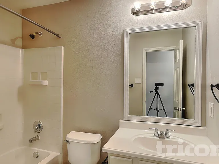 12608 Summerwood Dr — Photo 11