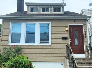 2477 Rohr Pl, Bronx, NY 10465