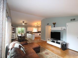 3003 Don Dee Dr, Louisville, KY 40220