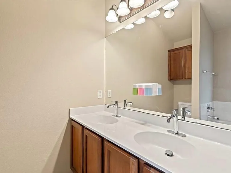 2605 Butler Way — Photo 22