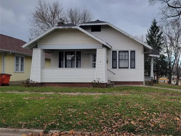 102 E Madison St, Vandalia, IL 62471