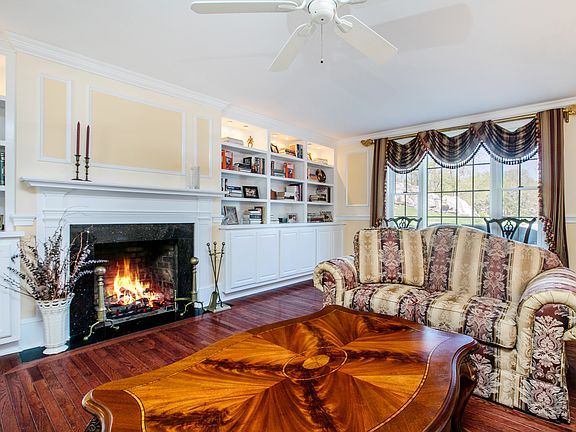 Living room with fireplace