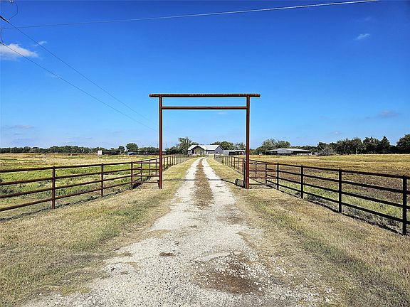 2nd image of 3703 Fm 39 N