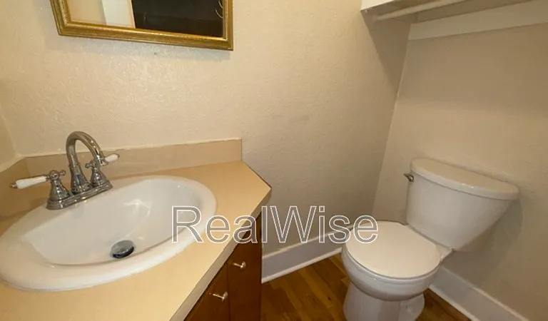 837 SE Blakeley Ave — Photo 25
