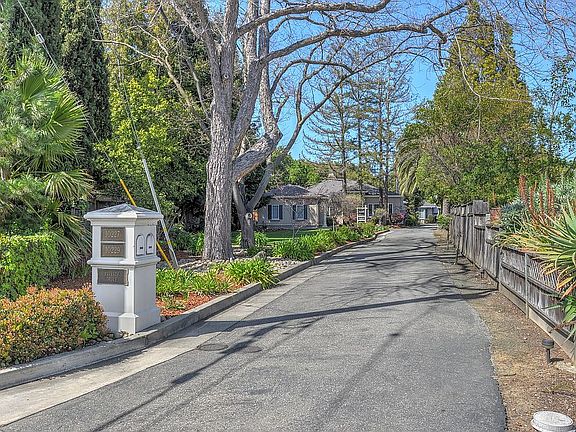2nd image of 10227 Adriana Ave