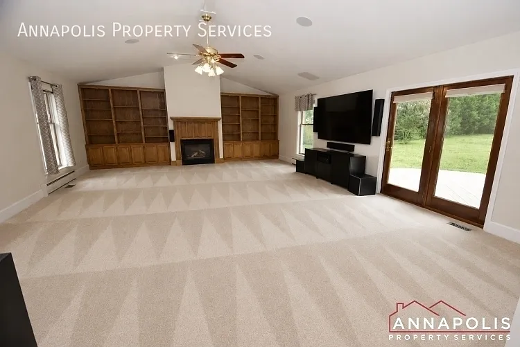 7809 Locust Wood Rd — Photo 14