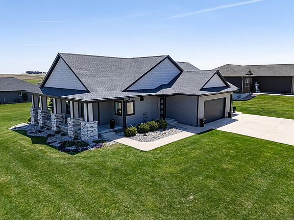 2nd image of 110 Partridge Ln