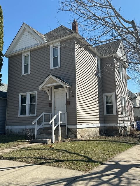 1st image of 454 Bidwell St APT 2