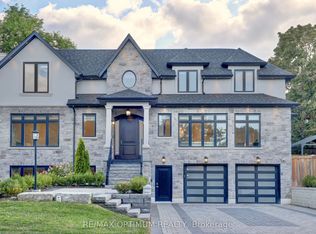 26 Pioneer Dr, Mississauga, ON L5M 1G9
