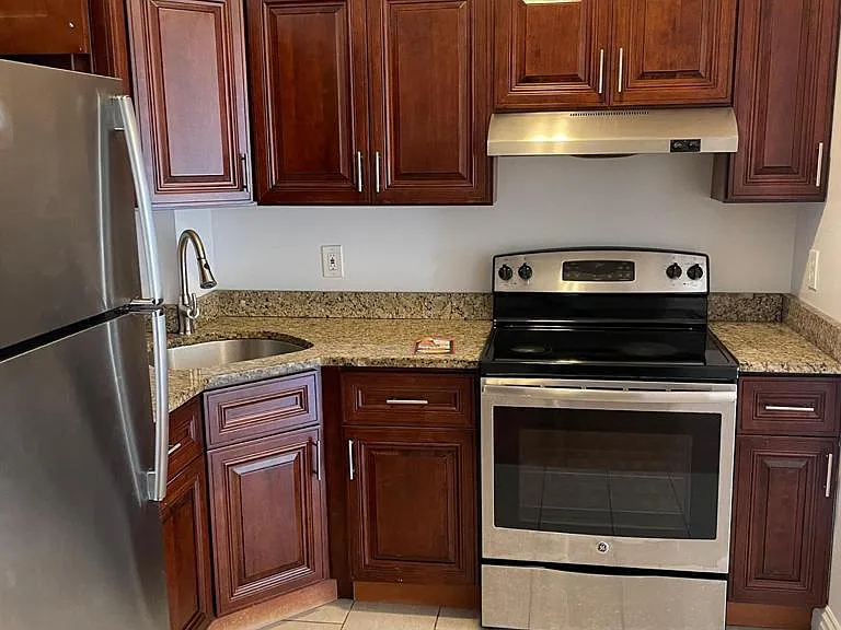 2760 Decatur Ave #3B — Photo 4