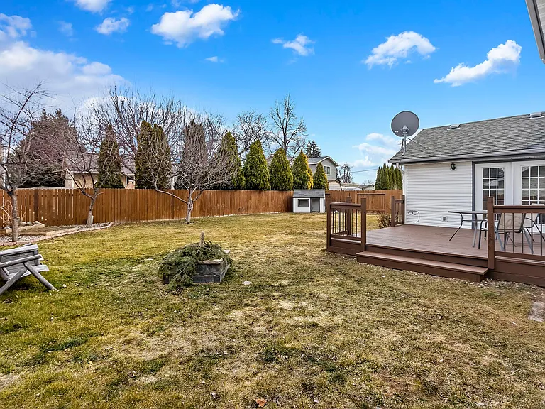 624 Greentree Way — Photo 31