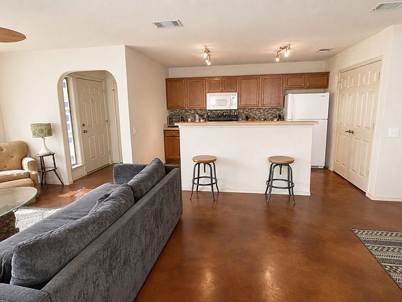 5th image of 4510 Felicity Ln