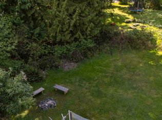 2 Eagle Cliff Rd, Bowen Island, BC V0N1G1