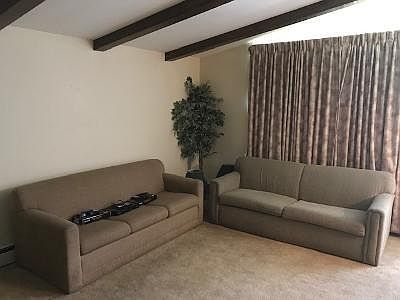 4th image of 649 Vaughn Ave