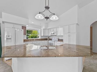 2004 Scottland Ct, West Richland, WA 99353