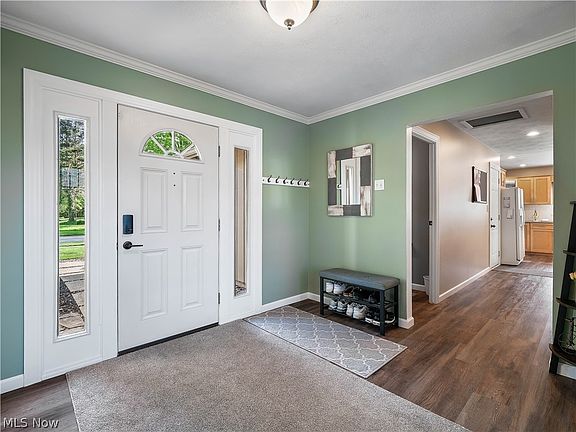 3rd image of 609 Wyleswood Dr