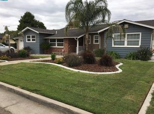 956 E Lyndale Ave, Tulare, CA 93274