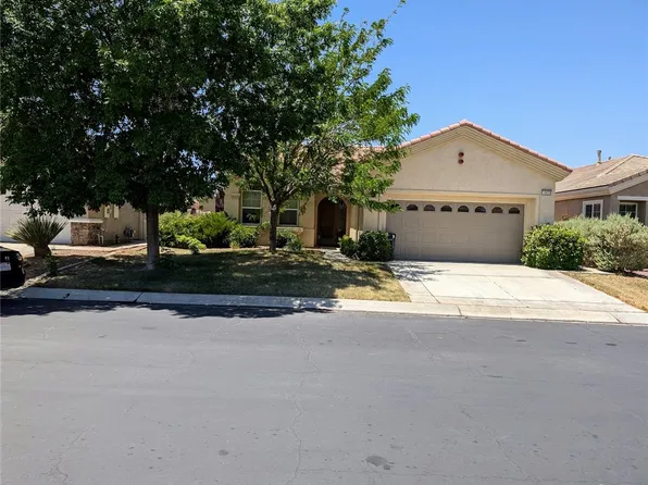 10858 Katepwa St, Apple Valley, CA 92308