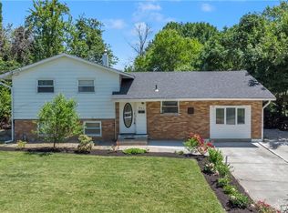 861 Fairborn Rd, Cincinnati, OH 45240