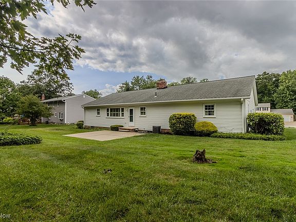 3rd image of 10258 Cherry Hill Dr