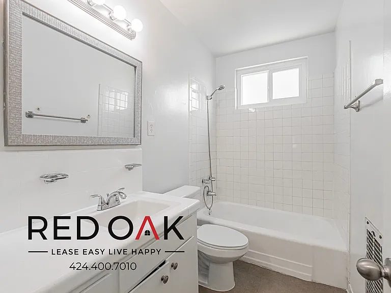 1016 N Edinburgh Ave #9 — Photo 15