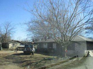 530 Ronald St, Blossom, TX 75416