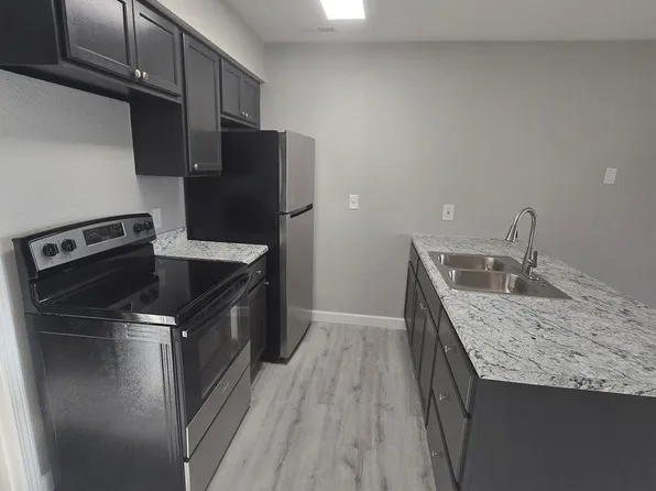 33 Osage Ridge Rd #6, Lake Ozark, MO 65049