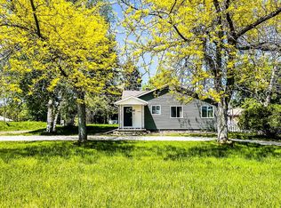 3190 W Chauvez Rd, Ludington, MI 49431