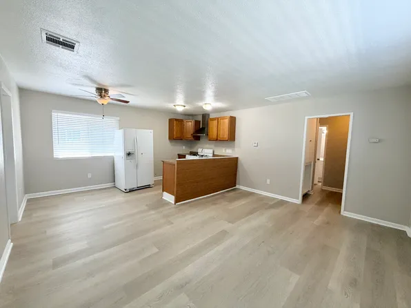350 S Ashford Ave #350, Rialto, CA 92376