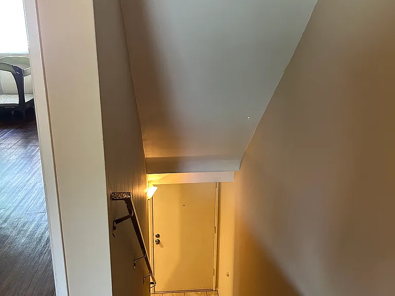 2114 Ernest Ave #3 — Photo 2