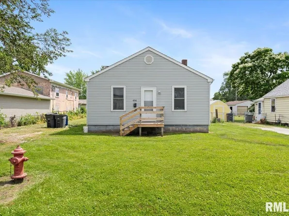 606 8th Ave W, Milan, IL 61264