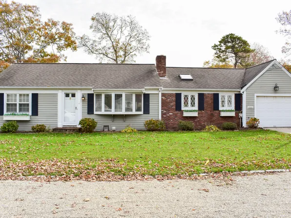 76 Tanglewood Drive, West Yarmouth, MA 02673