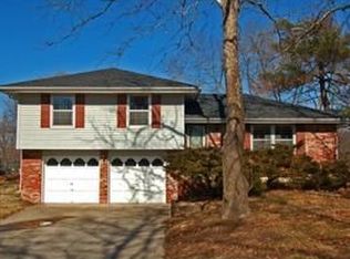12004 Felton St, Sugar Creek, MO 64054