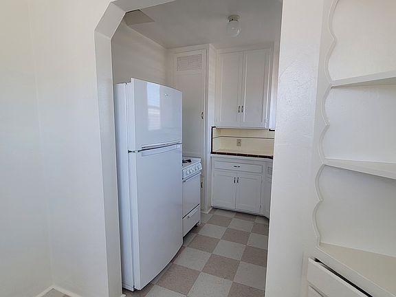 5th image of 4018 Mission Blvd #4018