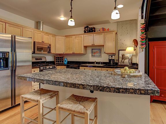 4th image of 1860 N Washington St APT 203