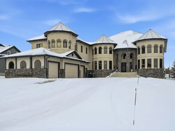 23033 Wye Rd #410, Strathcona County, AB T8B 1H9