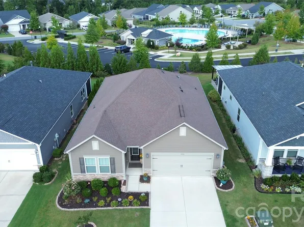 1818 Lotus Ln, Denver, NC 28037