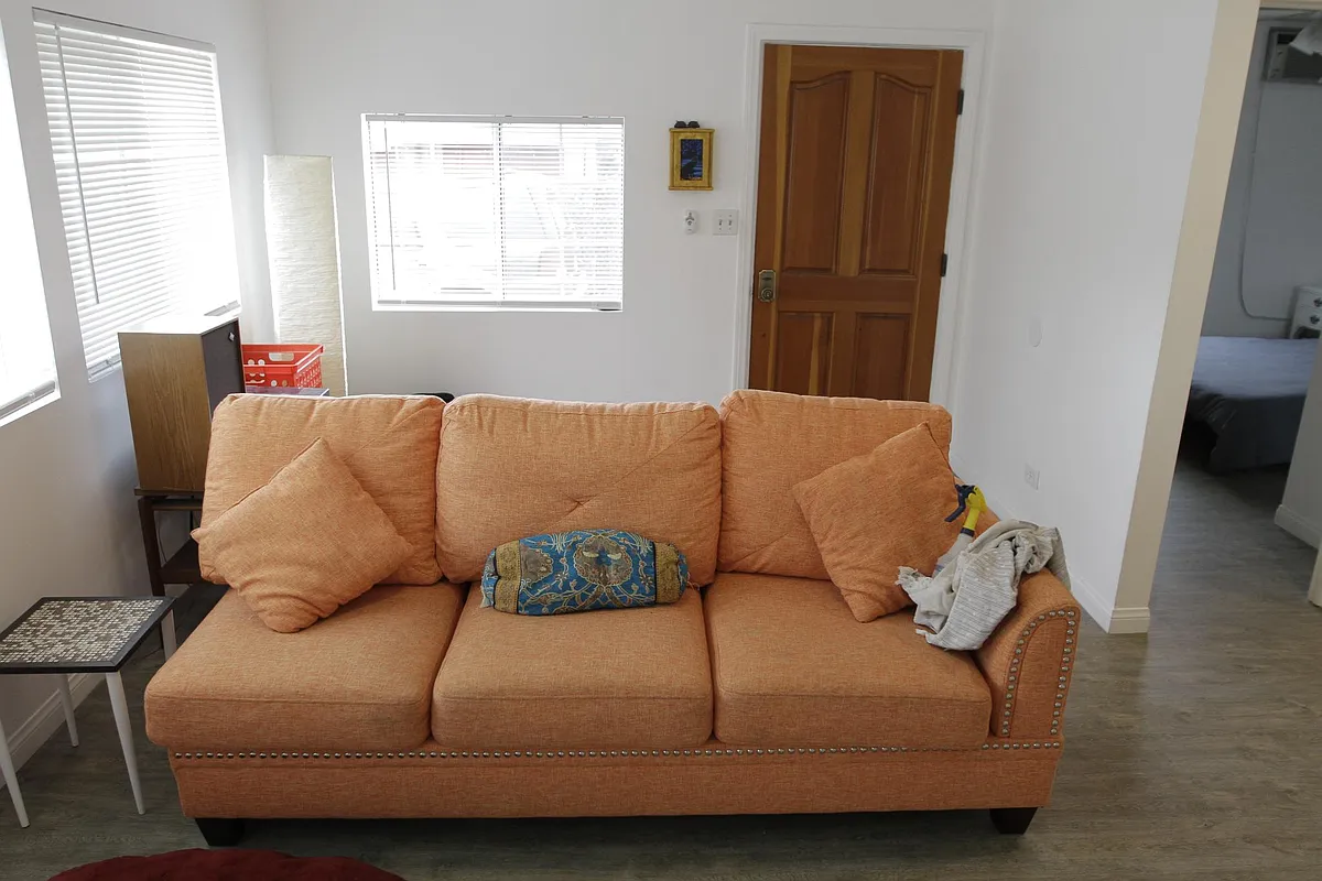 Living room - 3583 Verdugo Rd