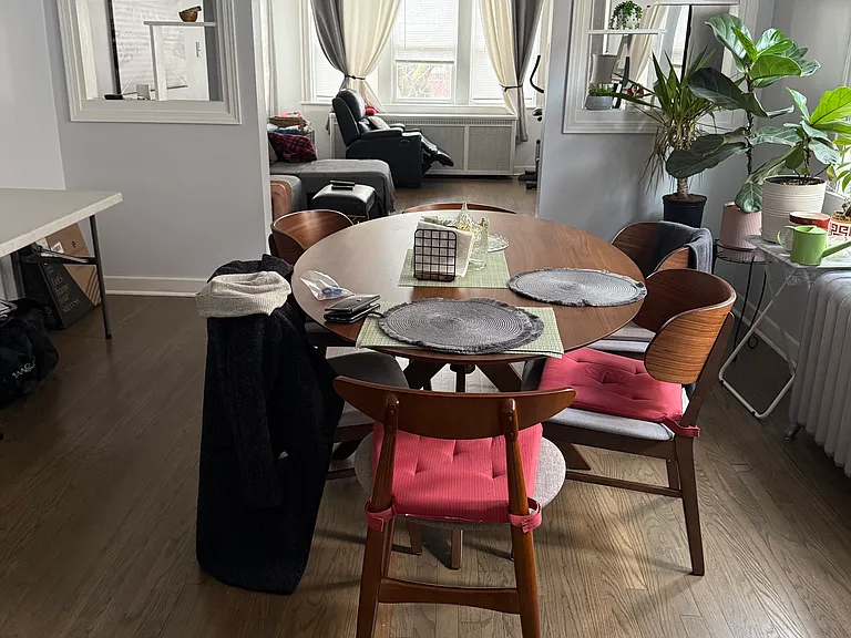 6047 N Albany Ave #2 — Photo 3