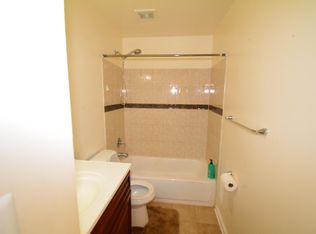 5027 Marshall Crown Rd, Centreville, VA 20120