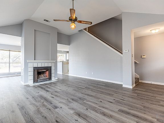 5th image of 5214 Pond Lake Dr
