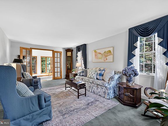 4th image of 212 Idlewild Ln