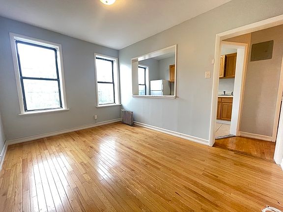 5th image of 1041 Rogers Ave #3F