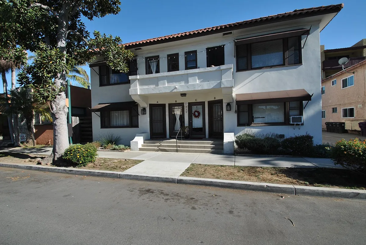 Building Photo - 312 Temple Ave #B