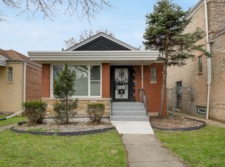 10548 S Eberhart Ave, Chicago, IL 60628