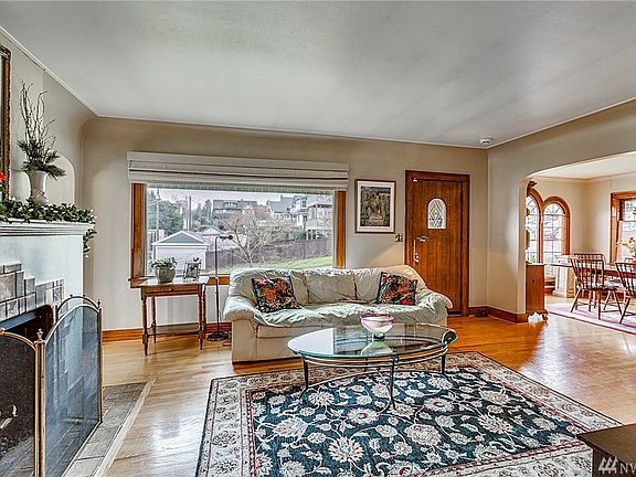 4th image of 615 N 10th St