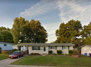 2745 Flamingo Dr, Florissant, MO