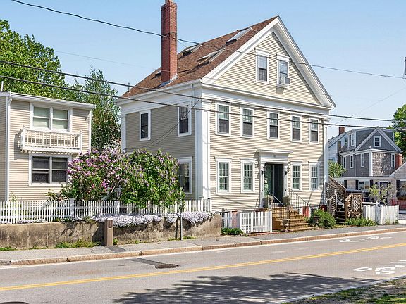 5th image of 127 Bradford Street Unit 4