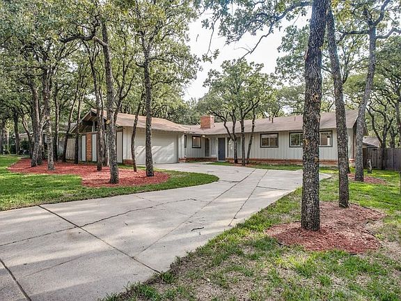2nd image of 6421 Yorkshire Dr
