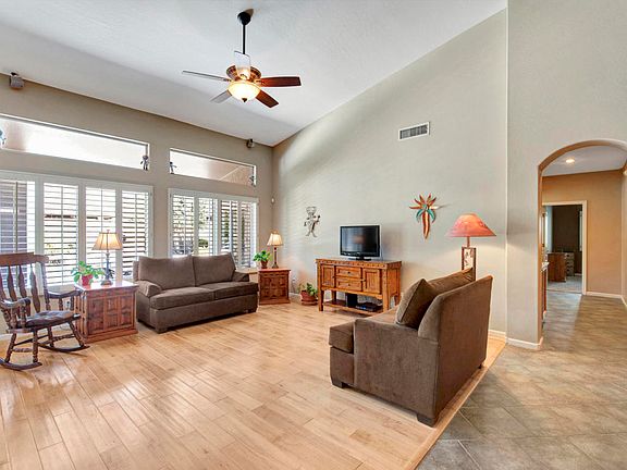 3rd image of 4908 E Villa Rita Dr
